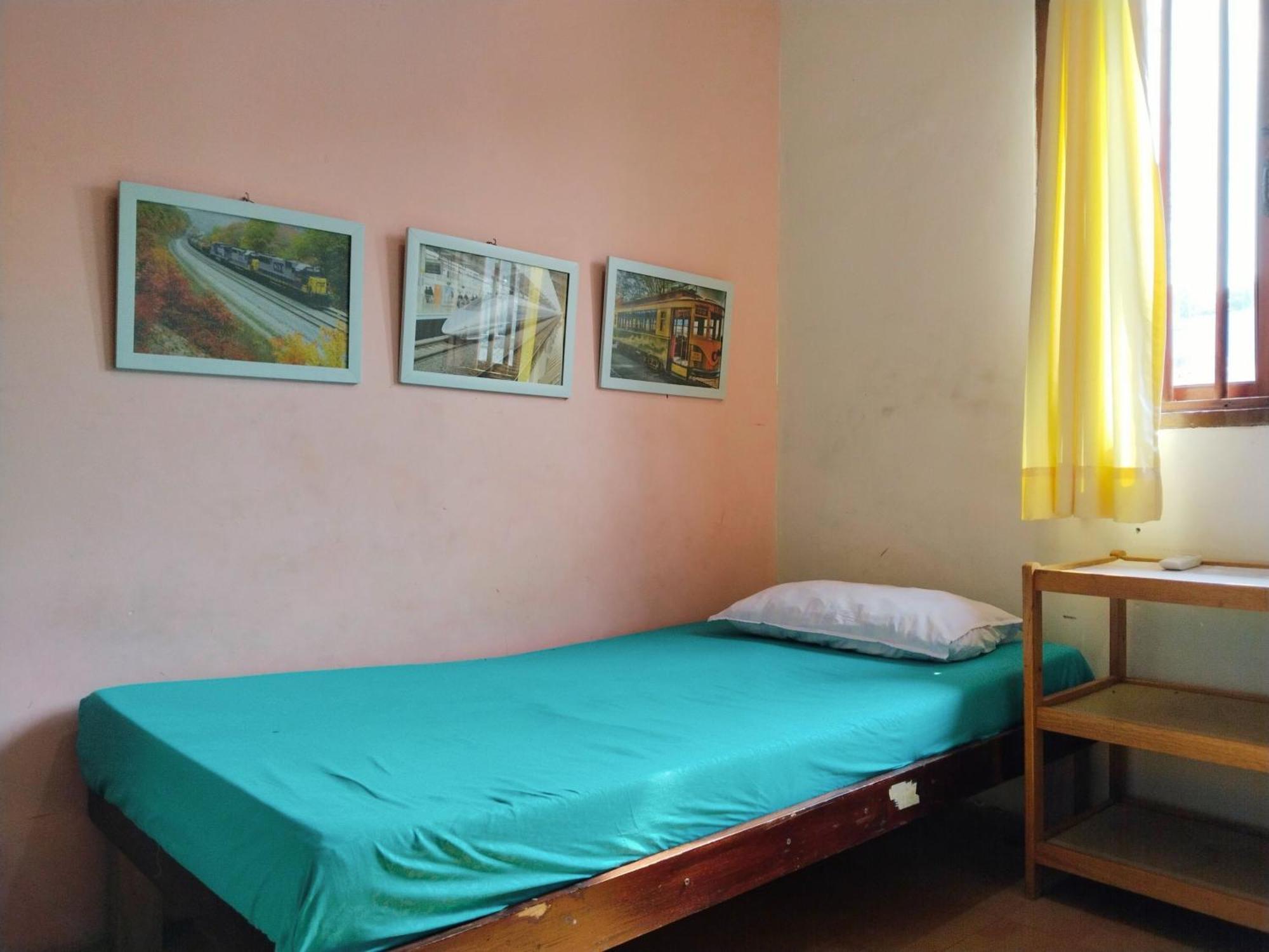 Hotel Famili Taqwa *